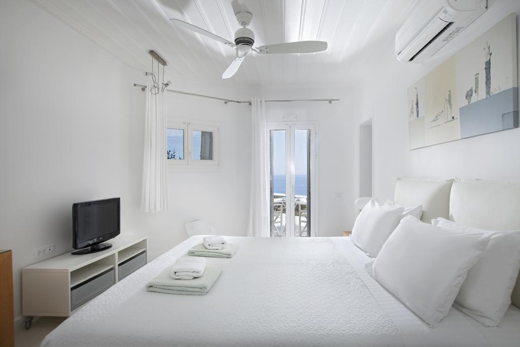 Selana Suites Chrisopigi  Exterior photo